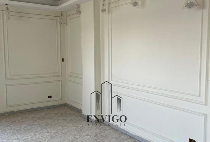 8694320 - Property Image 3