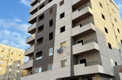 Apartment - 3 Bedrooms - 3 Bathrooms for sale in Al Hadaba Al Wosta - Mokattam - Cairo