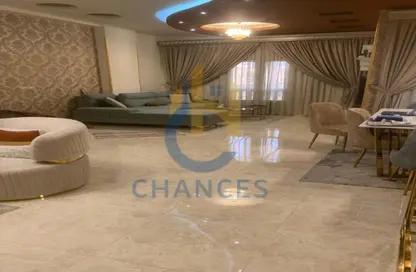 Apartment - 3 Bedrooms - 2 Bathrooms for sale in Area D - Ganoob El Acadimia - New Cairo City - Cairo