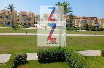 Twin House - 3 Bedrooms - 3 Bathrooms for rent in Stella Heights - Al Alamein - North Coast