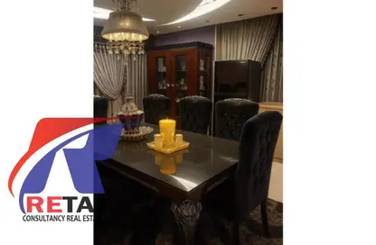 شقة - 4 غرف نوم - 2 حمامات للايجار في شارع عبد الرازق السنهوري - المنطقة السادسة - مدينة نصر - القاهرة