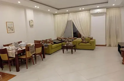 Apartment - 2 Bedrooms - 1 Bathroom for rent in Al Gezira St. - South Investors Area - New Cairo City - Cairo Apartment - 2 Bedrooms - 1 Bathroom for rent in Al Gezira St. - South Investors Area - New Cairo City - Cairo