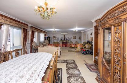 Apartment - 5 Bedrooms - 3 Bathrooms for sale in Port Said St. - Ibrahimia - Hay Wasat - Alexandria