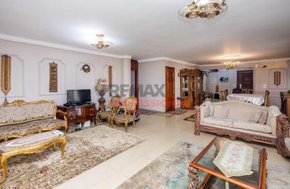Apartment - 5 Bedrooms - 3 Bathrooms for sale in Port Said St. - Ibrahimia - Hay Wasat - Alexandria
