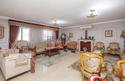 Apartment - 5 Bedrooms - 3 Bathrooms for sale in Port Said St. - Ibrahimia - Hay Wasat - Alexandria