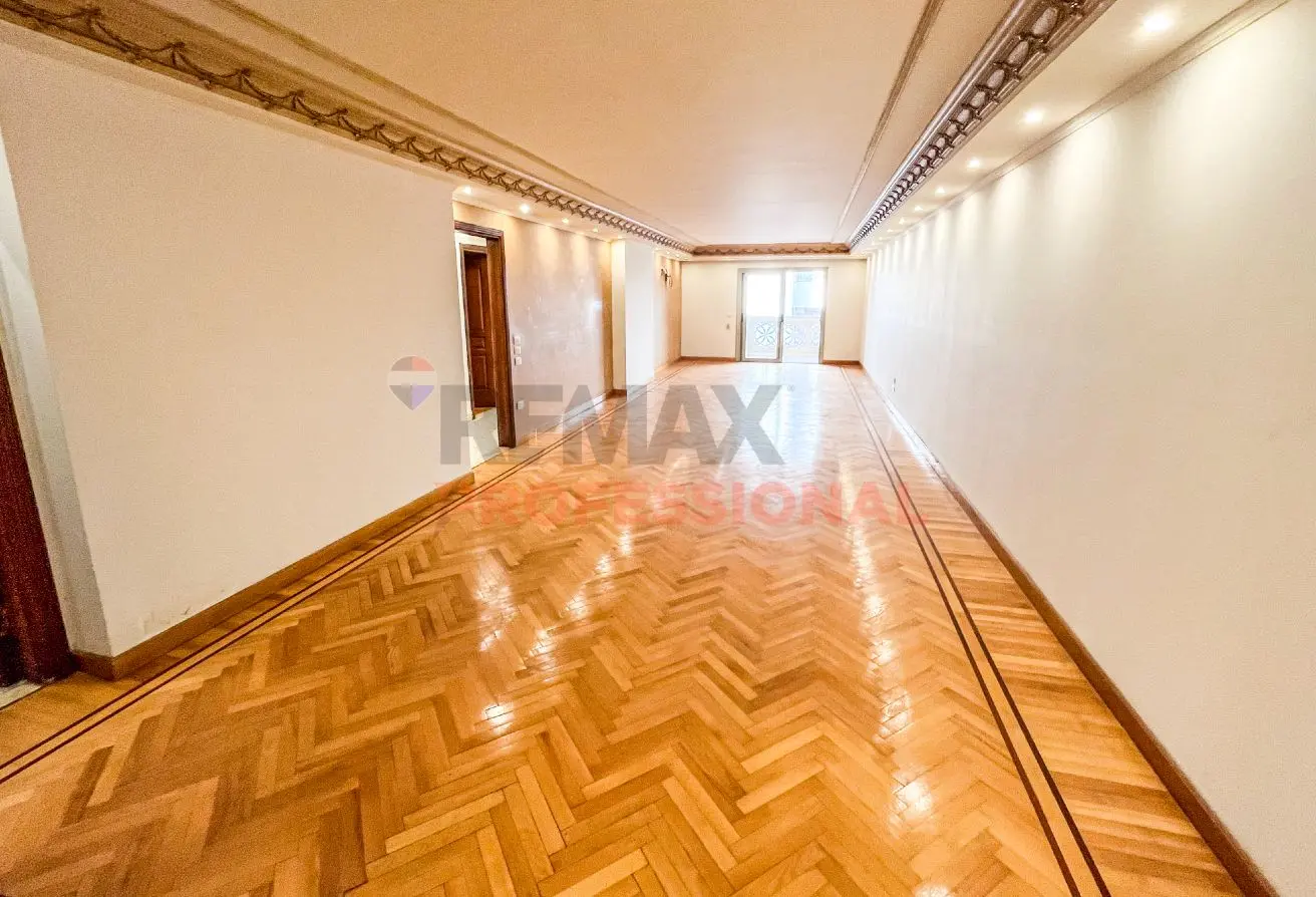99801518 - Property Main Image