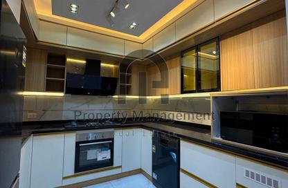 Apartment - 3 Bedrooms - 3 Bathrooms for rent in Stone Residence - 5th Settlement Compounds - The 5th Settlement - New Cairo City - Cairo