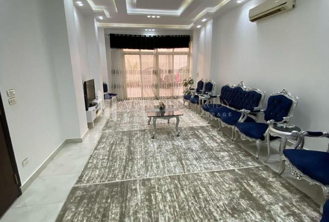 8426004 - Property Image 2