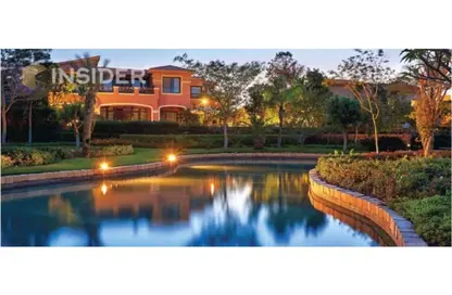 فيلا - 5 غرف نوم - 6 حمامات للبيع في سوان ليك قطامية - التجمع الاول - مدينة القاهرة الجديدة - القاهرة