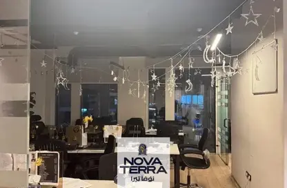 مساحات مكتبية - 2 غرف نوم - 1 حمام للايجار في بارك ستريت - محور 26 يوليو - الشيخ زايد - الجيزة