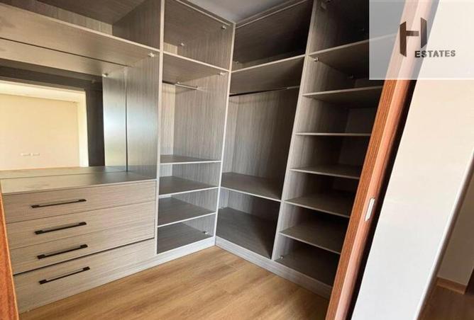 102355357 - Property Image 3