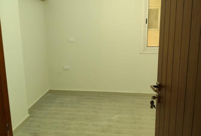 92952940 - Property Image 2