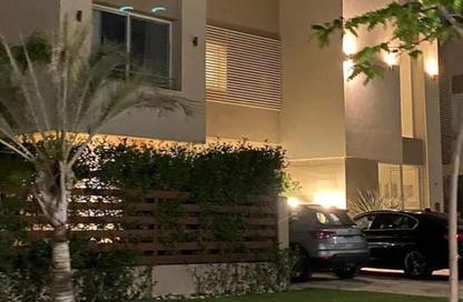 فيلا - 5 غرف نوم - 4 حمامات للبيع في ذا كراون - طريق مصر اسكندرية الصحراوي - مدينة 6 أكتوبر - الجيزة
