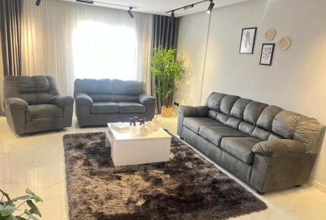 8678201 - Property Image 2