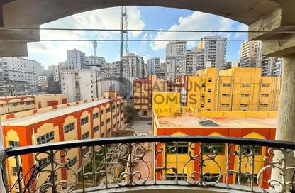 Apartment - 3 Bedrooms - 2 Bathrooms for sale in Miami - Hay Awal El Montazah - Alexandria