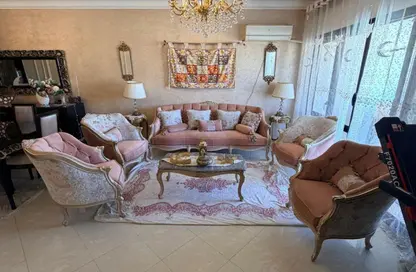 Apartment - 3 Bedrooms - 2 Bathrooms for sale in Al Nasr Road - 1st Zone - Nasr City - Cairo