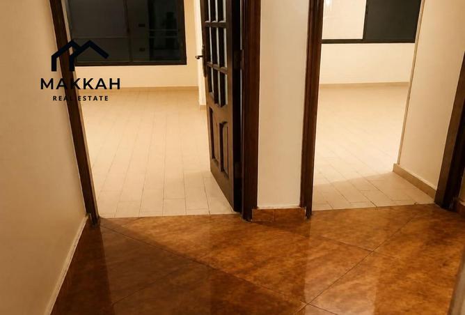 106017363 - Property Image 2