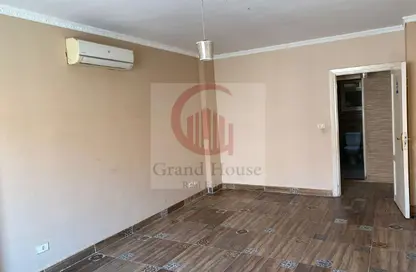 Apartment - 2 Bedrooms - 1 Bathroom for rent in Youssef Al Sebaey St. - Rehab City First Phase - Al Rehab - New Cairo City - Cairo