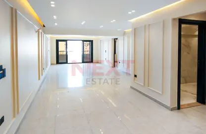 Apartment - 3 Bedrooms - 2 Bathrooms for sale in Fouad St. - Raml Station - Hay Wasat - Alexandria