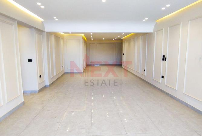 102916429 - Property Image 2