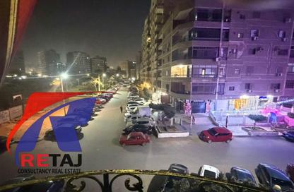 Apartment - 4 Bedrooms - 2 Bathrooms for sale in Africa   Emtedad Moustafa Al Nahas - 9th Zone - Nasr City - Cairo