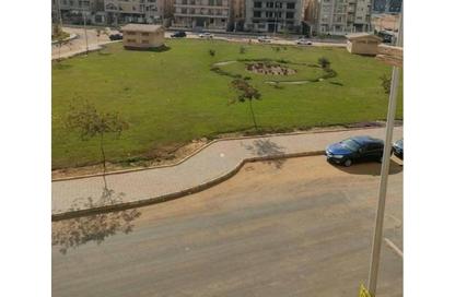Apartment - 3 Bedrooms - 2 Bathrooms for sale in South Lotus - El Lotus - New Cairo City - Cairo
