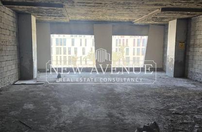 Office Space - 2 Bedrooms - 2 Bathrooms for sale in Three Sixty - 5th Settlement Compounds - The 5th Settlement - New Cairo City - Cairo