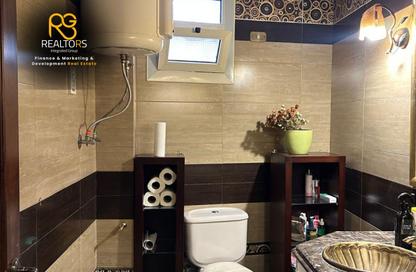 Apartment - 3 Bedrooms - 3 Bathrooms for sale in 8th District - Sheikh Zayed City - Giza
