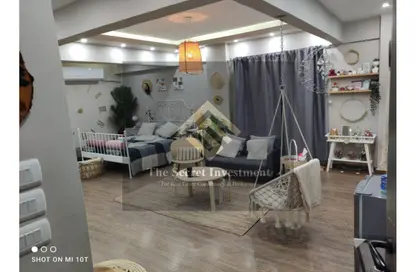 دوبلكس - 3 غرف نوم - 4 حمامات للبيع في المجاورة الثالثة - الحي الثالث شرق - مدينة الشروق - القاهرة