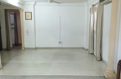 Apartment - 3 Bedrooms - 1 Bathroom for sale in 6th Zone - Nasr City - Cairo