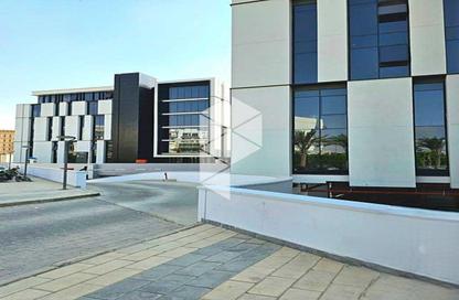 Office Space - Studio - 2 Bathrooms for rent in Hyde Park Business District Mall - South Teseen St. - The 5th Settlement - New Cairo City - Cairo