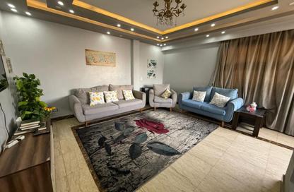 شقة - 3 غرف نوم - 2 حمامات للبيع في ميدان مصطفي محمود - المهندسين - الجيزة شقة - 3 غرف نوم - 2 حمامات للبيع في ميدان مصطفي محمود - المهندسين - الجيزة