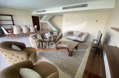 Penthouse - 4 Bedrooms - 5 Bathrooms for sale in Lake View Residence - 5th Settlement Compounds - The 5th Settlement - New Cairo City - Cairo