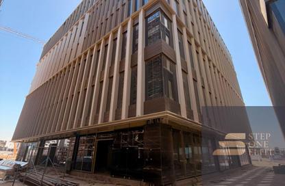 Restaurant - Studio - 4 Bathrooms for sale in One Ninety Mall - South Teseen St. - The 5th Settlement - New Cairo City - Cairo