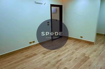 Apartment - 3 Bedrooms - 3 Bathrooms for sale in Eastown - 5th Settlement Compounds - The 5th Settlement - New Cairo City - Cairo