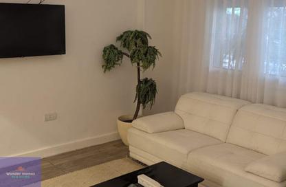 Apartment - 2 Bedrooms - 2 Bathrooms for sale in Al Canal St. - Maadi - Hay El Maadi - Cairo