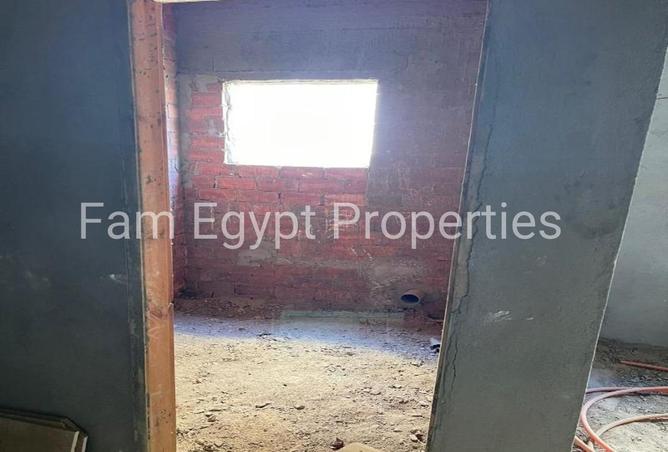 8555329 - Property Image 2