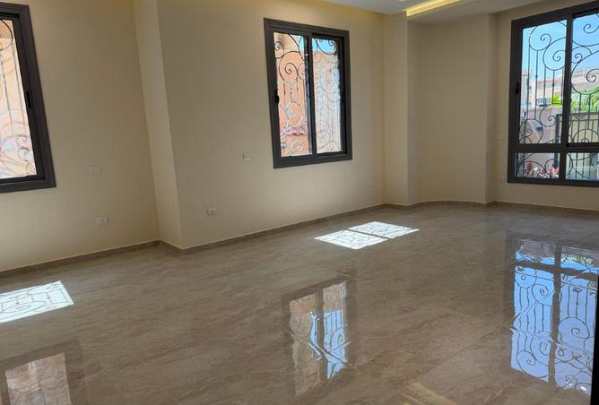 83391646 - Property Main Image