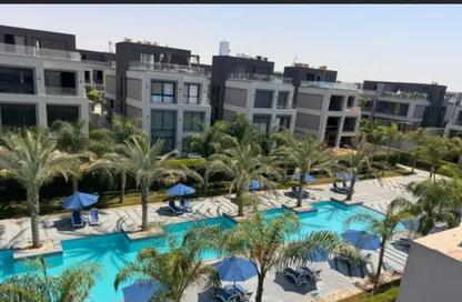 فيلا - 8 غرف نوم - 6 حمامات للبيع في باتيو كازا - الباتيو - كمبوندات الشروق - مدينة الشروق - القاهرة