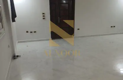 Apartment - 4 Bedrooms - 3 Bathrooms for rent in The Gate Plaza Mall - 10th District - Sheikh Zayed City - Giza