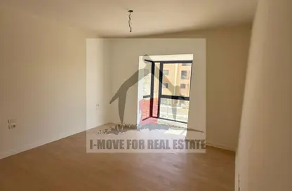 شقة - 2 غرف نوم - 2 حمامات للايجار في أو ويست - كمبوندات 6 أكتوبر - مدينة 6 أكتوبر - الجيزة