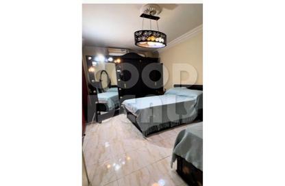 شقة - 4 غرف نوم - 2 حمامات للبيع في شارع اسراء المعلمين - المهندسين - الجيزة