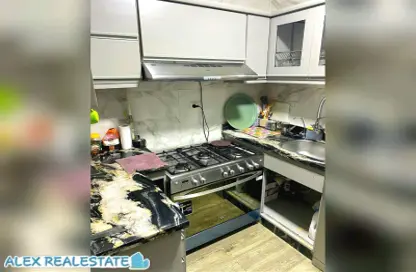 شقة - 3 غرف نوم - 2 حمامات للايجار في شارع زكي رجب - سموحة - حي شرق - الاسكندرية