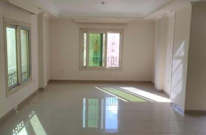 Apartment - 4 Bedrooms - 3 Bathrooms for rent in West Somid - 6 October City - Giza