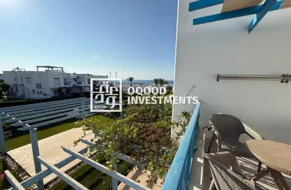 Chalet - 2 Bedrooms - 2 Bathrooms for sale in Mountain View - Ras Al Hekma - North Coast