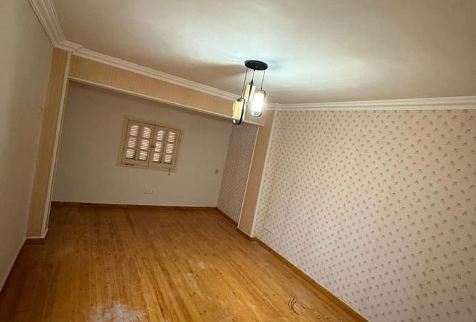 8571020 - Property Image 3