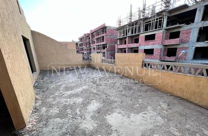 Villa - 7 Bedrooms - 4 Bathrooms for sale in Golden Gates - Al Hadaba Al Wosta - Mokattam - Cairo