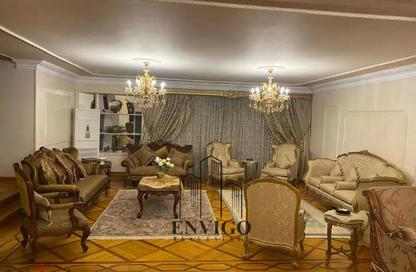 Apartment - 5 Bedrooms - 3 Bathrooms for sale in Mohammed Al Maqref St. - 6th Zone - Nasr City - Cairo