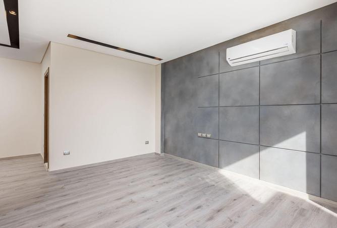 8658824 - Property Image 3