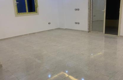 Office Space - Studio - 3 Bathrooms for rent in Al Sayeda Khadija St. - Al Hadiqah Al Dawliyah - 7th District - Nasr City - Cairo